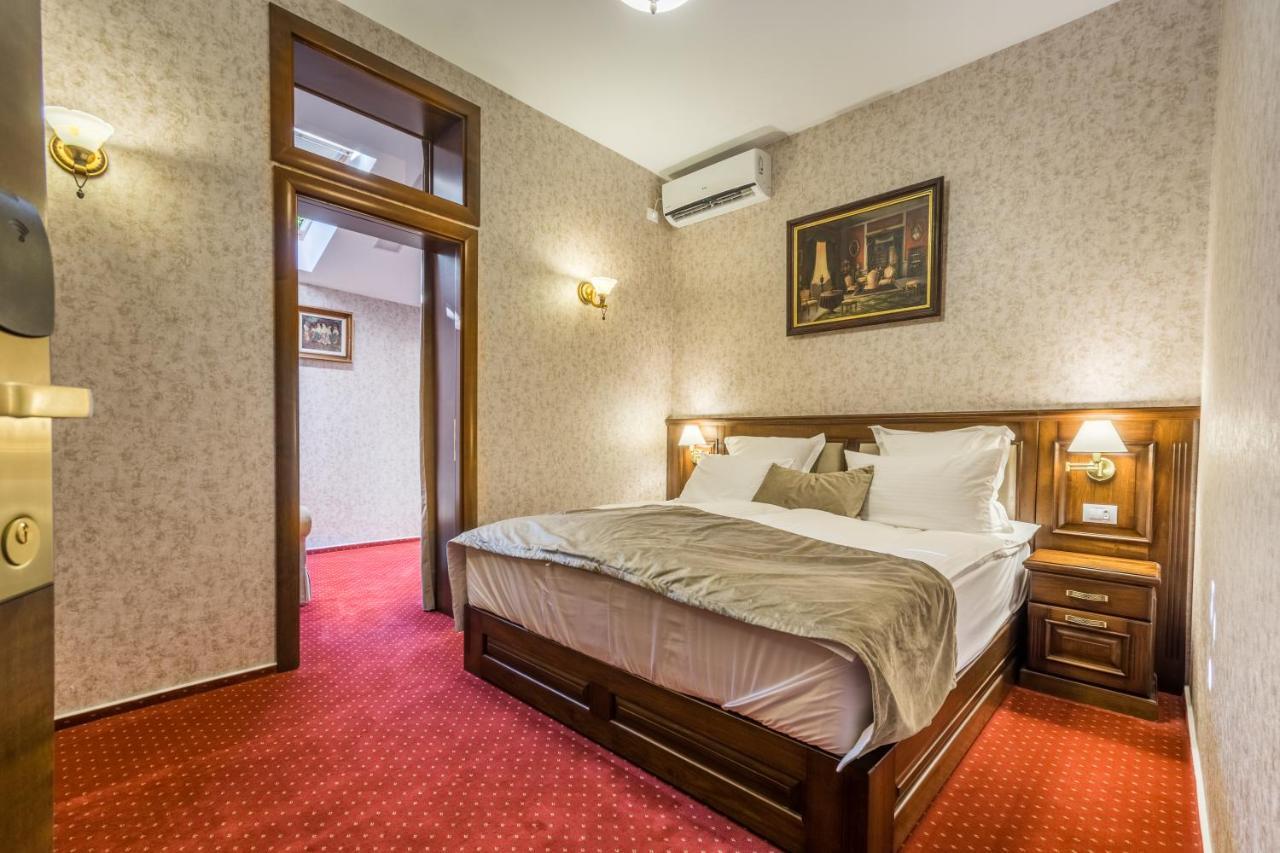 Noblesse Boutique Resort Сібіу Екстер'єр фото A room at the hotel